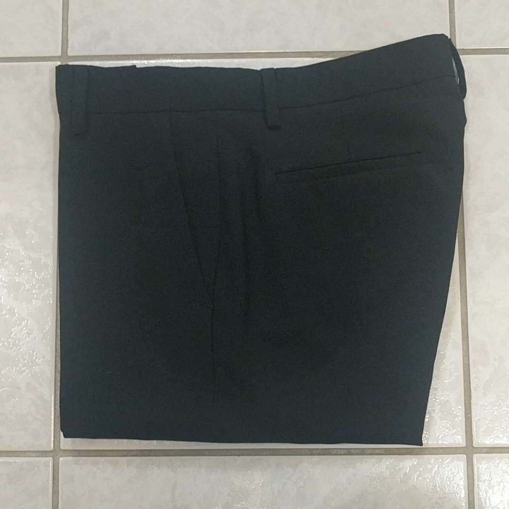 🛍 VanHeusen Men's Slacks
